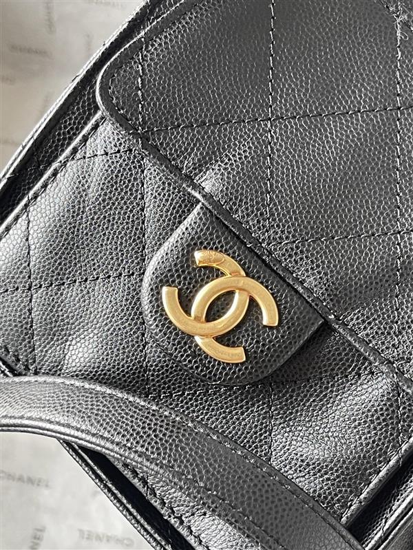 2026127213729611 700